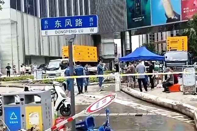 半岛网页版登入界面-半岛online(中国)排涝突击队在排涝现场